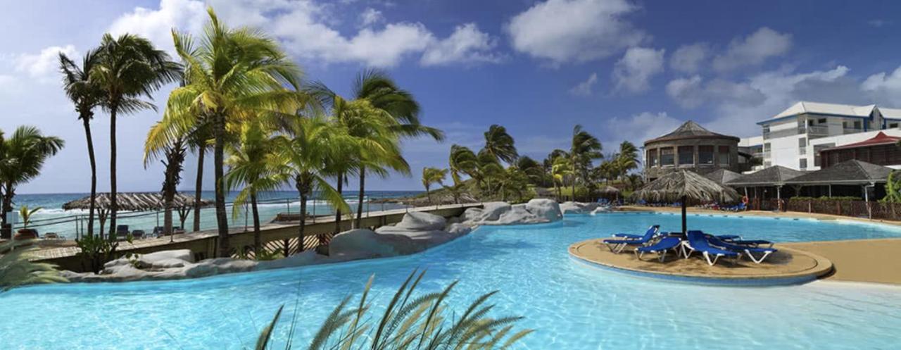 La Casaboubou Bed & Breakfast Saint-Francois  Bagian luar foto