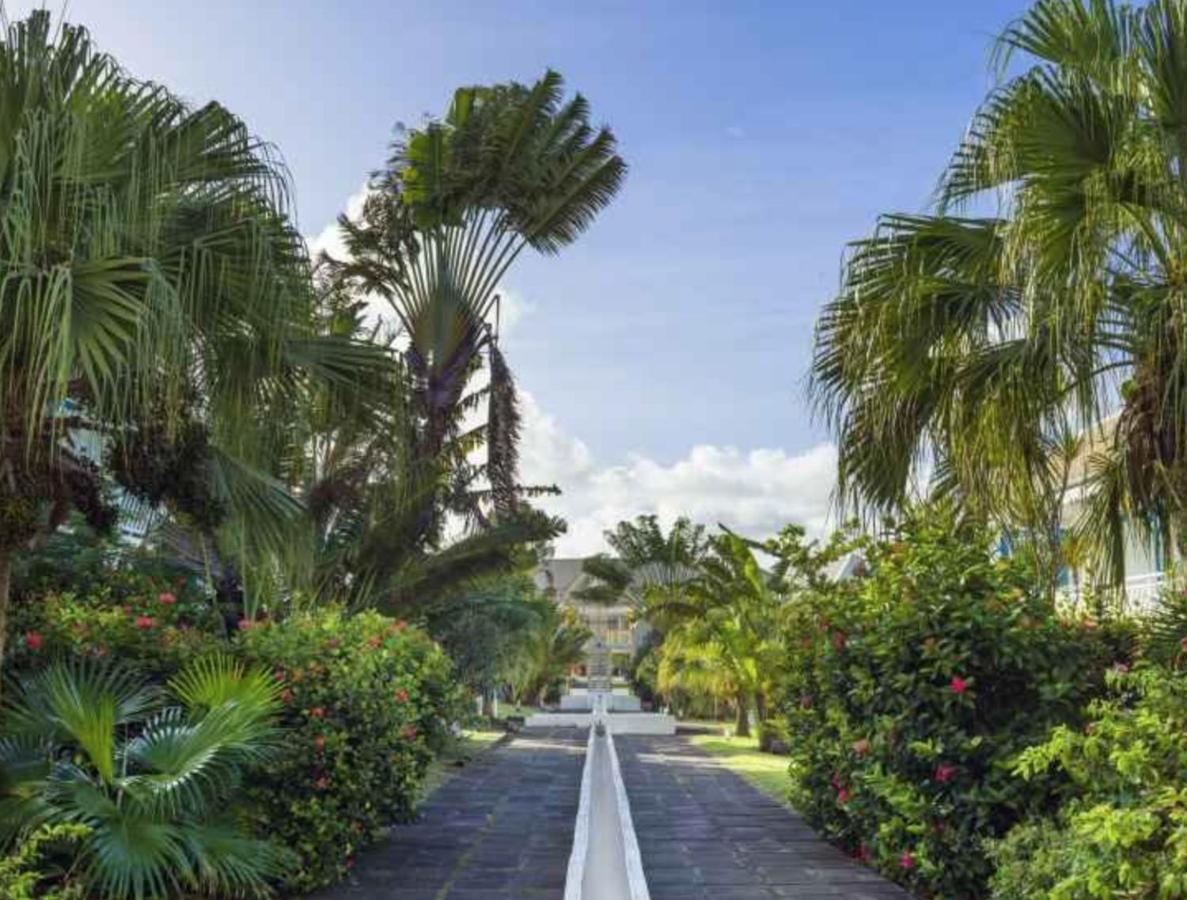 La Casaboubou Bed & Breakfast Saint-Francois  Bagian luar foto