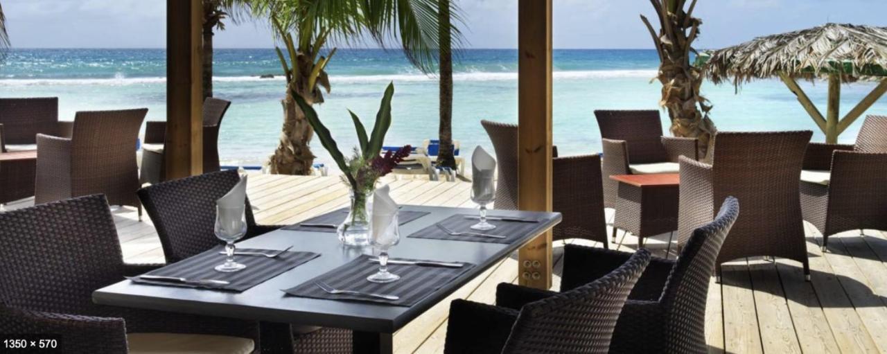 La Casaboubou Bed & Breakfast Saint-Francois  Bagian luar foto