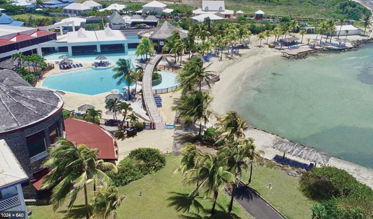 La Casaboubou Bed & Breakfast Saint-Francois  Bagian luar foto